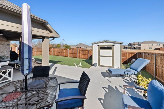 614 Creekview Lane, Lavon, TX 75173