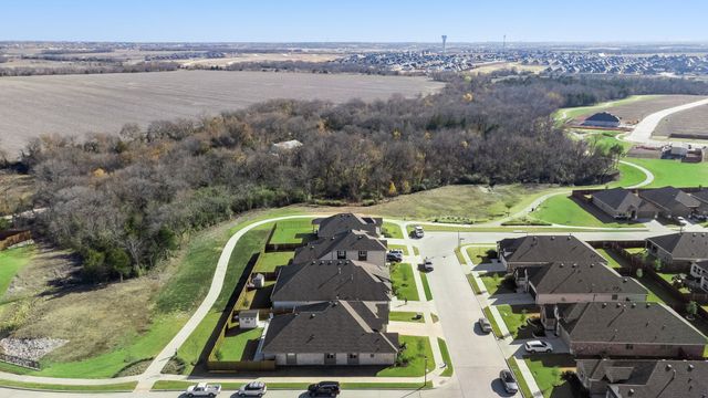 614 Creekview Lane, Lavon, TX 75173