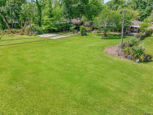 1025 Elizabeth Dr, Baton Rouge, LA 70815