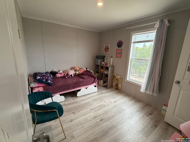 133 E Canyon Lake, Bandera, TX 78003