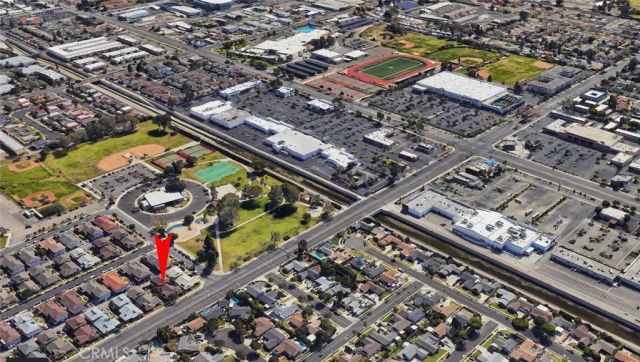 16722 Goldenwest Street 2, Huntington Beach, CA 92647