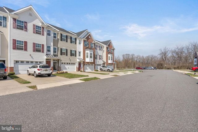 517 BOXWOOD LN, Woodbury, NJ 08096