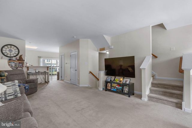 517 BOXWOOD LN, Woodbury, NJ 08096