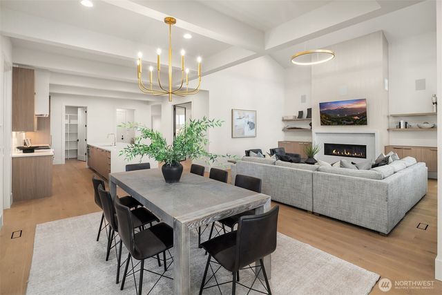 3120 109th Avenue SE, Bellevue, WA 98004