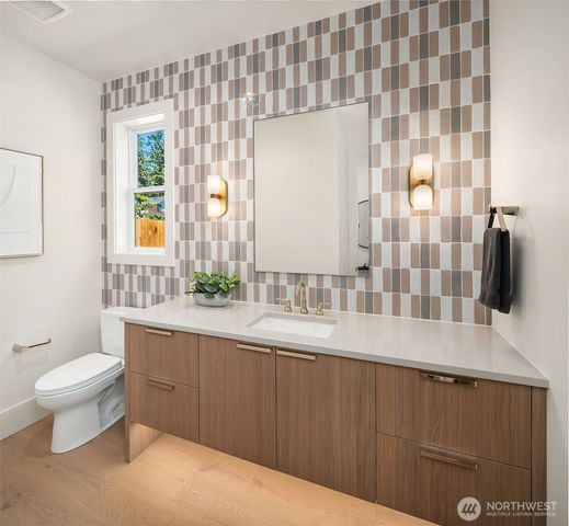 3120 109th Avenue SE, Bellevue, WA 98004
