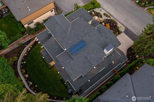 3120 109th Avenue SE, Bellevue, WA 98004