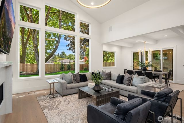 3120 109th Avenue SE, Bellevue, WA 98004