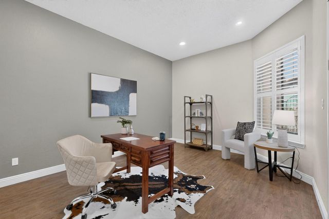 4707 Lluvia Encantada, Santa Fe, NM 87507