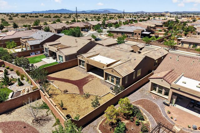 4707 Lluvia Encantada, Santa Fe, NM 87507
