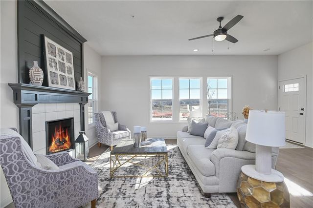 2255 W Dartmouth Street, Olathe, KS 66061