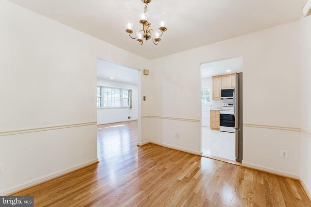 5683 RAVENEL LN, Springfield, VA 22151