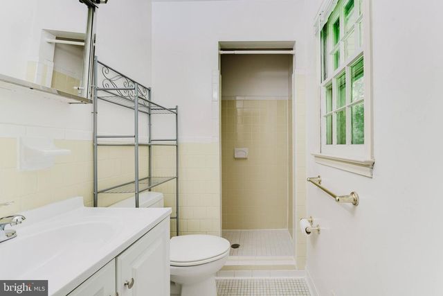 5683 RAVENEL LN, Springfield, VA 22151