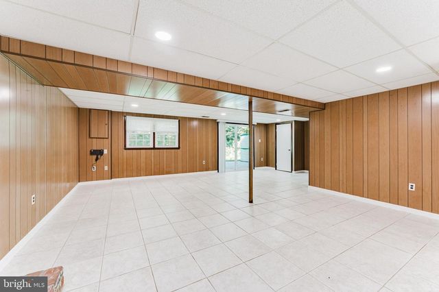5683 RAVENEL LN, Springfield, VA 22151