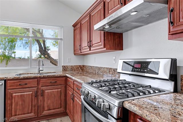 757 Canyon Crest Drive, Las Vegas, NV 89123