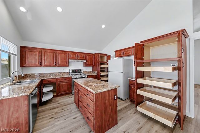 757 Canyon Crest Drive, Las Vegas, NV 89123
