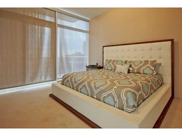 45 Ivan Allen Jr. NW Boulevard 2406, Atlanta, GA 30308