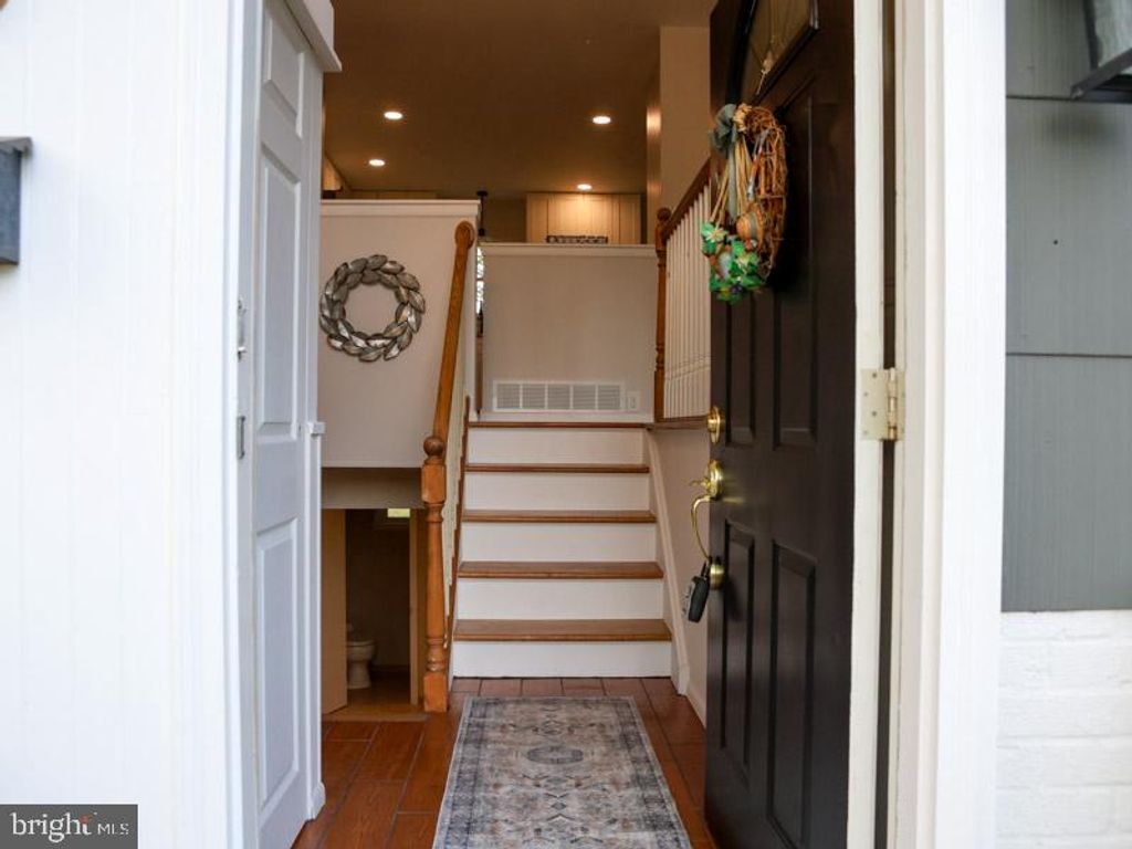 6 EDGEHILL RD, GIBBSBORO, NJ 08026 — photo 4