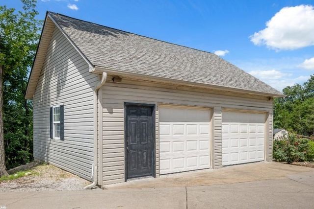 61 Bluff Rd, Hardy, AR 72542