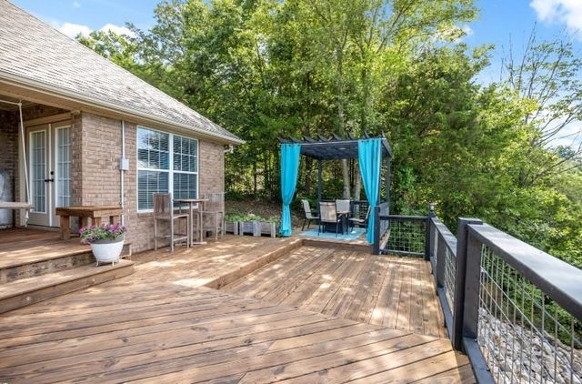 61 Bluff Rd, Hardy, AR 72542