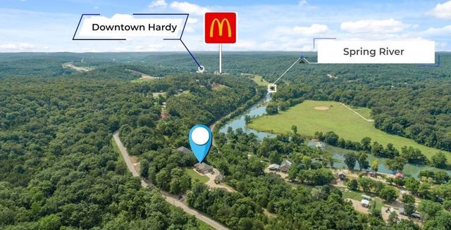 61 Bluff Rd, Hardy, AR 72542
