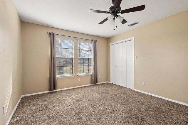 1223 Yowell Road, Whitesboro, TX 76273