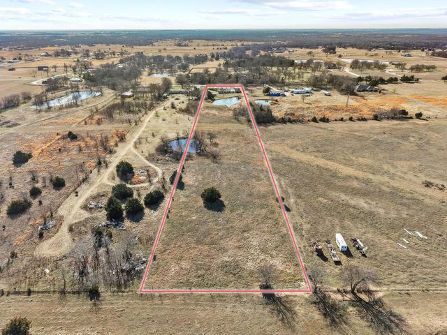 1223 Yowell Road, Whitesboro, TX 76273