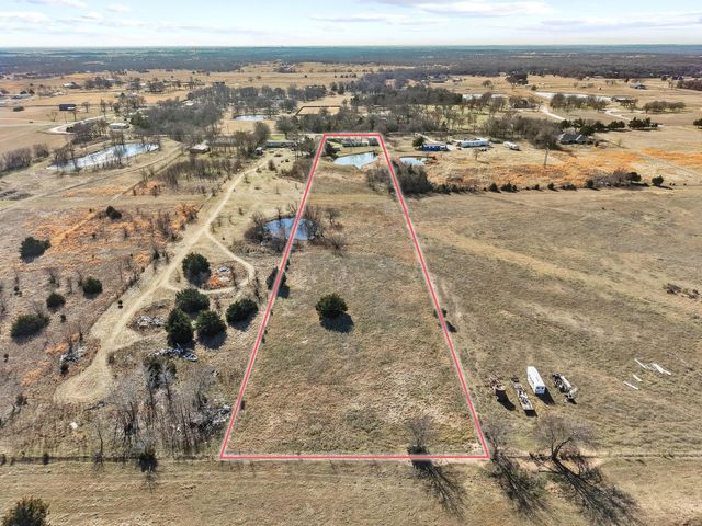 1223 Yowell Road, Whitesboro, TX 76273