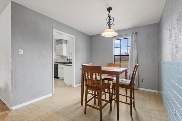 1223 Yowell Road, Whitesboro, TX 76273