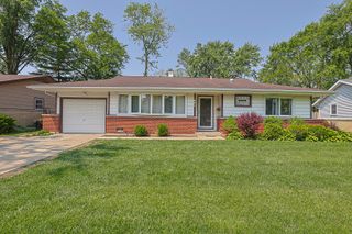 521 Edgewood Lane, Elk Grove Village, IL 60007
