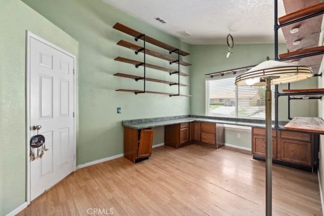 36324 43rd St E, Palmdale, CA 93552