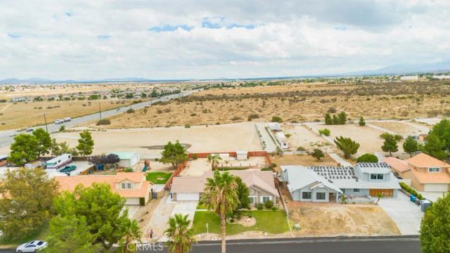 36324 43rd St E, Palmdale, CA 93552