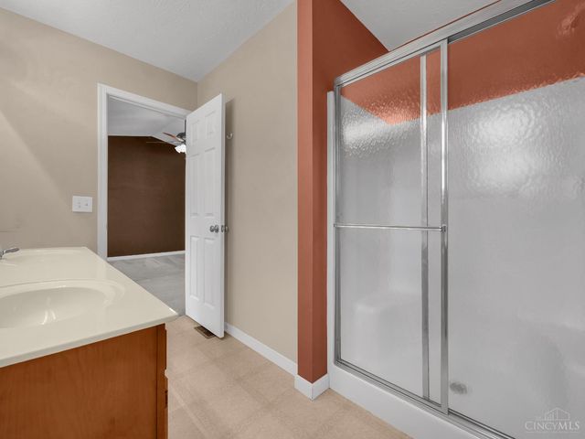 2048 Apple Knoll Lane, Monroe, OH 45044