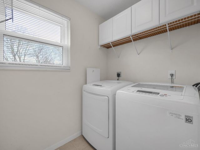 2048 Apple Knoll Lane, Monroe, OH 45044