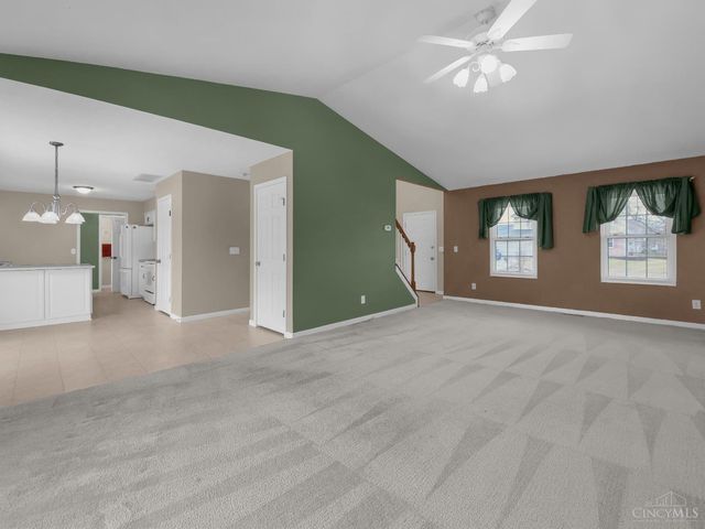 2048 Apple Knoll Lane, Monroe, OH 45044