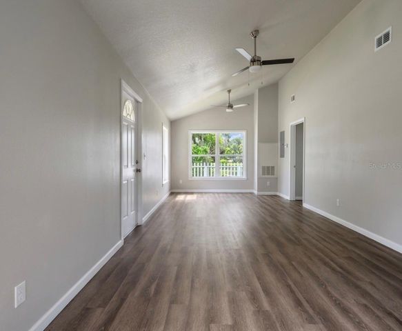 343 N MAIN AVENUE, Groveland, FL 34736