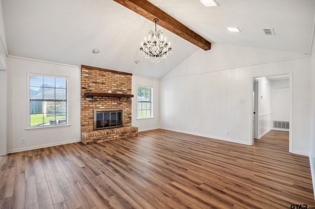 1302 Larkspur Lane, Tyler, TX 75703