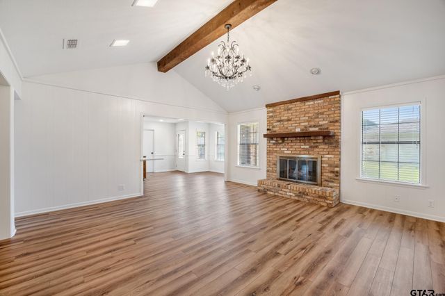 1302 Larkspur Lane, Tyler, TX 75703