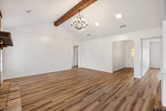 1302 Larkspur Lane, Tyler, TX 75703