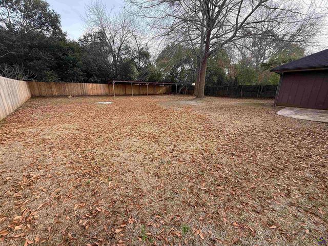 1418 Parkway Drive, Perry, GA 31069