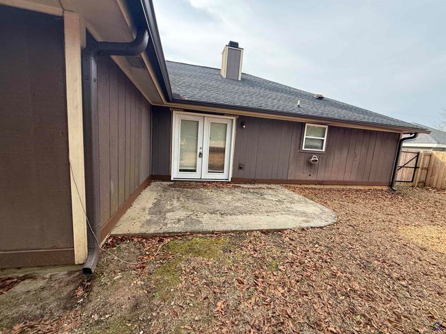 1418 Parkway Drive, Perry, GA 31069