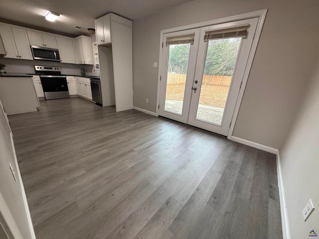 1418 Parkway Drive, Perry, GA 31069