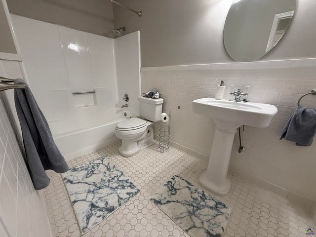 1418 Parkway Drive, Perry, GA 31069