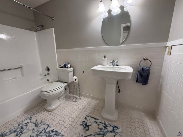 1418 Parkway Drive, Perry, GA 31069