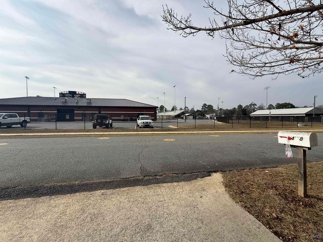 1418 Parkway Drive, Perry, GA 31069