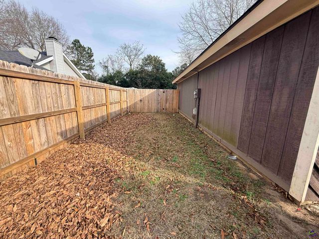 1418 Parkway Drive, Perry, GA 31069