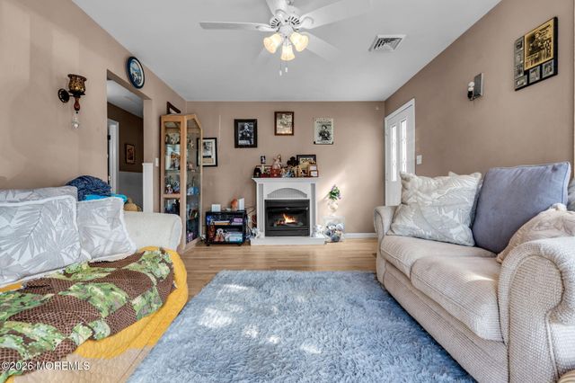 2 Castro Grove Drive, Toms River, NJ 08753