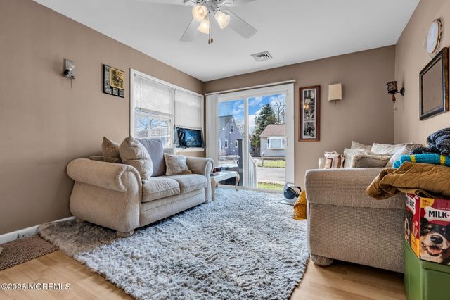 2 Castro Grove Drive, Toms River, NJ 08753