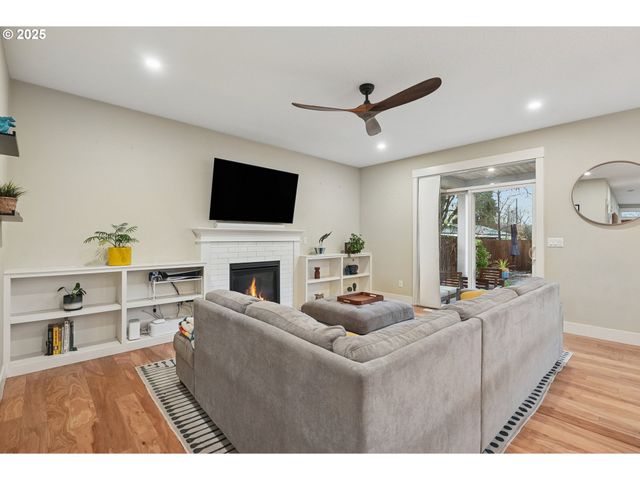 3010 Se 62ND Ave, Portland, OR 97206