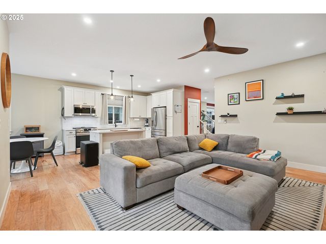 3010 Se 62ND Ave, Portland, OR 97206