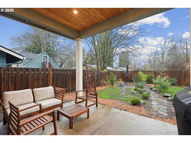 3010 Se 62ND Ave, Portland, OR 97206